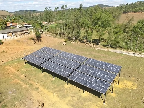 Usina-Fotovoltaica-Itaverava-mg-99_87-kWp-restaurante-pé-da-serra